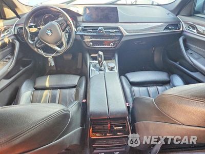 Zdjęcie 8 z 12 samochodu: 2018 BMW 530 I VIN:WBAJA5C55JG898140 - miniatura