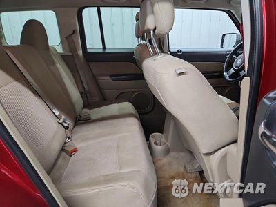Zdjęcie 11 z 13 samochodu: 2014 JEEP PATRIOT LATITUDE VIN:1C4NJRFB0ED510722 - miniatura