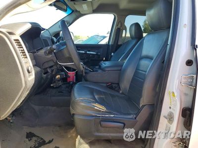 Zdjęcie 7 z 13 samochodu: 2016 RAM 2500 ST VIN:3C6UR5CJ9GG244512 - miniatura