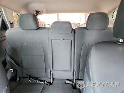 Zdjęcie 10 z 14 samochodu: 2019 HYUNDAI TUCSON SE VIN:KM8J23A44KU048349 - miniatura
