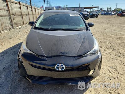 Piąte zdjęcie samochodu w środku: 2016 TOYOTA PRIUS THREE VIN:JTDKARFU5G3028583 - miniatura