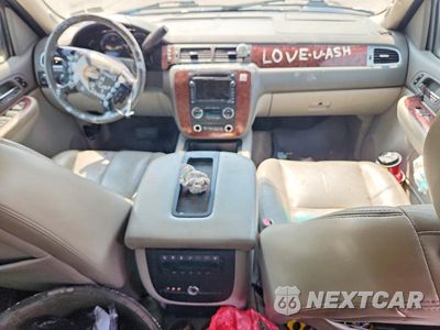 Zdjęcie 8 z 14 samochodu: 2007 CHEVROLET SUBURBAN K1500 VIN:1GNFK16367J179068 - miniatura