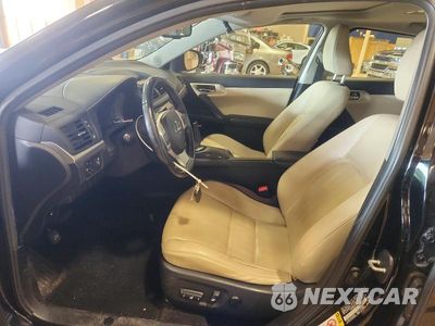 Zdjęcie 7 z 12 samochodu: 2012 LEXUS CT 200 VIN:JTHKD5BHXC2098572 - miniatura