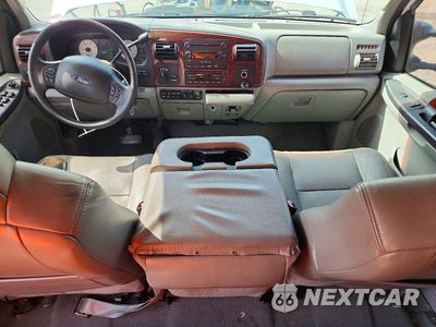 Zdjęcie 8 z 12 samochodu: 2006 FORD F250 SUPER DUTY VIN:1FTSW21P86ED21259 - miniatura