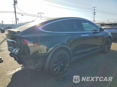 Trzecie zdjęcie samochodu z tyłu: 2018 TESLA MODEL X VIN:5YJXCBE27JF103110 - miniatura