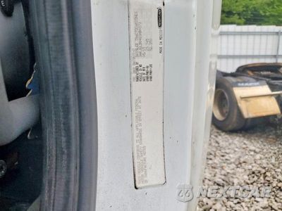 Zdjęcie 12 z 14 samochodu: 2016 FREIGHTLINER CASCADIA 125 SEMI TRUCK VIN:3AKJGLBG4GSHB0373 - miniatura