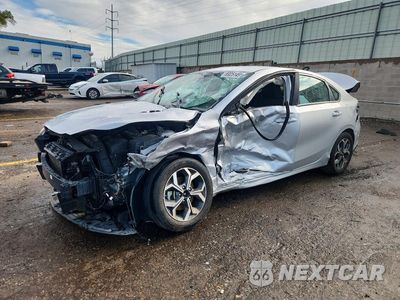 2020 KIA FORTE LXS 3KPF24AD5LE227385 - główne zdjęcie licytacji z USA - miniatura