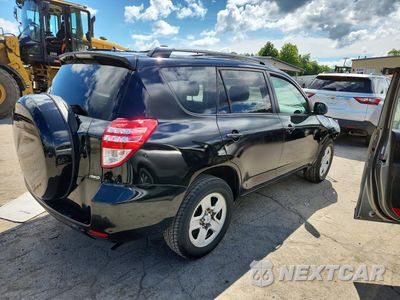 Trzecie zdjęcie samochodu z tyłu: 2011 TOYOTA RAV4 BASE VIN:2T3BF4DV3BW142832 - miniatura