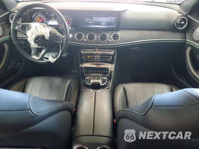 Zdjęcie 8 z 12 samochodu: 2017 MERCEDES-BENZ E 300 VIN:WDDZF4JB4HA185095 - miniatura