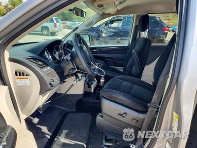Zdjęcie 7 z 14 samochodu: 2014 DODGE GRAND CARAVAN SXT VIN:2C4RDGCGXER253272 - miniatura