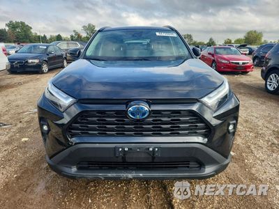 Piąte zdjęcie samochodu w środku: 2024 TOYOTA RAV4 XLE PREMIUM VIN:4T3B6RFV5RU142349 - miniatura