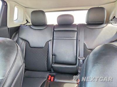 Zdjęcie 10 z 13 samochodu: 2019 JEEP COMPASS LATITUDE VIN:3C4NJDBB1KT735889 - miniatura