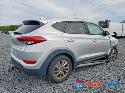 Trzecie zdjęcie samochodu z tyłu: 2018 HYUNDAI TUCSON SEL VIN:KM8J33A42JU688507 - miniatura