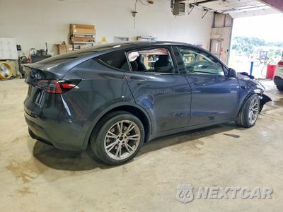 Trzecie zdjęcie samochodu z tyłu: 2024 TESLA MODEL Y VIN:7SAYGDEE6RA263036 - miniatura