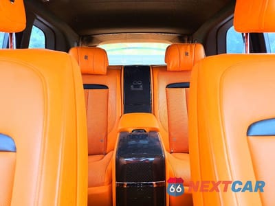 Zdjęcie 10 z 13 samochodu: 2025 ROLLS-ROYCE CULLINAN BLACK BADGE VIN:SLA43HA0XSU228029 - miniatura