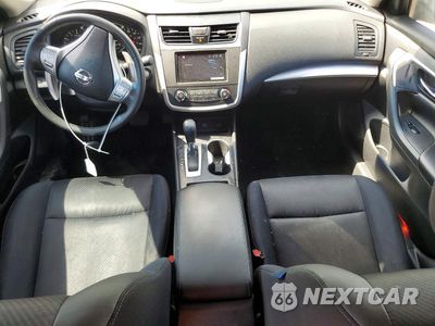 Zdjęcie 8 z 12 samochodu: 2016 NISSAN ALTIMA 2.5 SR VIN:1N4AL3AP4GC177996 - miniatura