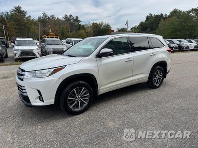 Drugie zdjęcie samochodu z przodu: 2017 TOYOTA HIGHLANDER XLE VIN:5TDJZRFH9HS362817 - miniatura