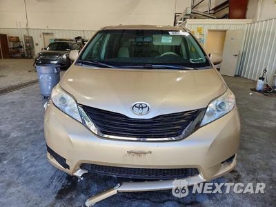 Piąte zdjęcie samochodu w środku: 2011 TOYOTA SIENNA LE VIN:5TDKK3DC0BS006616 - miniatura