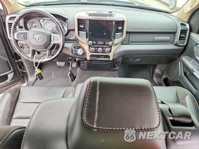 Zdjęcie 8 z 12 samochodu: 2019 RAM 1500 LARAMIE VIN:1C6SRFJT0KN807383 - miniatura