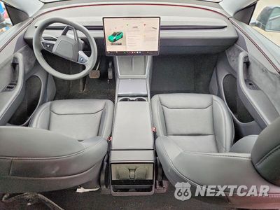 Zdjęcie 8 z 14 samochodu: 2026 TESLA MODEL Y VIN:7SAYGDEE6TA388108 - miniatura