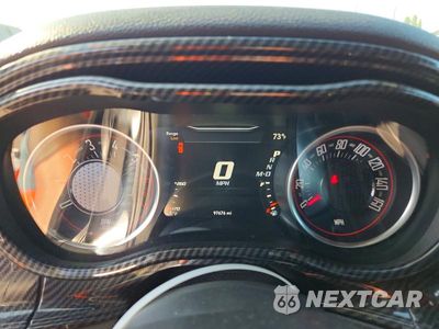 Zdjęcie 9 z 12 samochodu: 2017 DODGE CHALLENGER R/T VIN:2C3CDZBT8HH530743 - miniatura