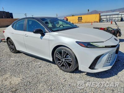 Czwarte zdjęcie samochodu z boku: 2025 TOYOTA CAMRY XSE VIN:4T1DAACK2SU005368 - miniatura