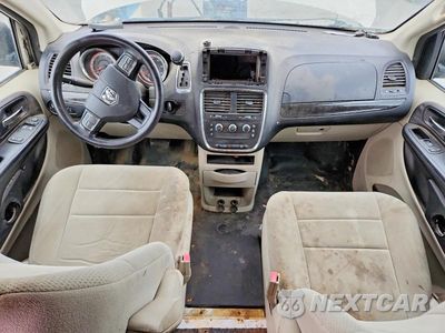 Zdjęcie 8 z 13 samochodu: 2013 RAM TRADESMAN DELIVERY VAN VIN:2C4JRGAG9DR609422 - miniatura