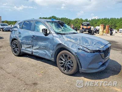 Czwarte zdjęcie samochodu z boku: 2023 MAZDA CX-5 PREFERRED VIN:JM3KFBCM7P0149878 - miniatura