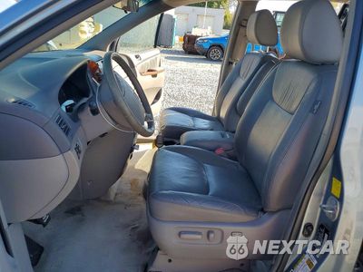 Zdjęcie 7 z 13 samochodu: 2010 TOYOTA SIENNA XLE VIN:5TDYK4CC0AS312697 - miniatura
