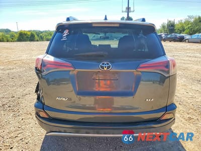 Zdjęcie 6 z 13 samochodu: 2016 TOYOTA RAV4 XLE VIN:JTMWFREV0GJ092748 - miniatura