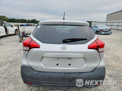 Zdjęcie 6 z 12 samochodu: 2020 NISSAN KICKS S VIN:3N1CP5BV3LL558434 - miniatura