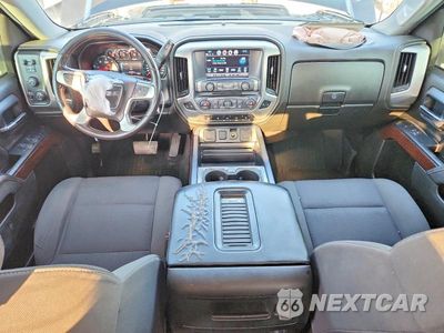 Zdjęcie 8 z 13 samochodu: 2018 GMC SIERRA K1500 SLE VIN:1GTV2MEC6JZ253282 - miniatura