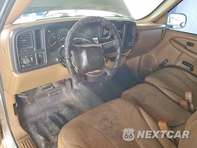 Zdjęcie 8 z 12 samochodu: 2000 CHEVROLET SILVERADO C1500 VIN:1GCEC14VXYE124770 - miniatura
