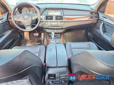 Zdjęcie 8 z 13 samochodu: 2013 BMW X5 XDRIVE35I VIN:5UXZV4C5XD0B02856 - miniatura