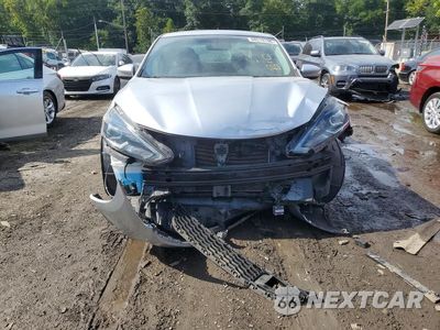 Piąte zdjęcie samochodu w środku: 2017 NISSAN SENTRA S VIN:3N1AB7AP3HY237993 - miniatura