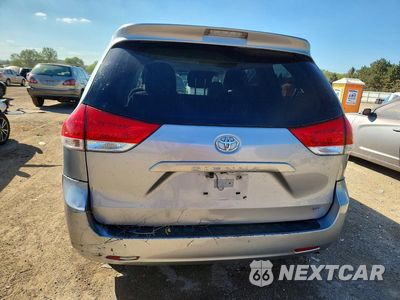 Zdjęcie 6 z 12 samochodu: 2012 TOYOTA SIENNA LE 8-PASSENGER VIN:5TDKA3DC5CS015543 - miniatura