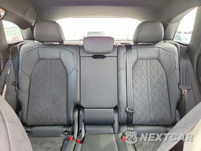 Zdjęcie 10 z 13 samochodu: 2025 AUDI SQ5 PREMIUM PLUS VIN:WA125AGU1S2076921 - miniatura