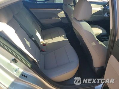 Zdjęcie 10 z 12 samochodu: 2020 HYUNDAI ELANTRA SEL VIN:5NPD84LF8LH583930 - miniatura