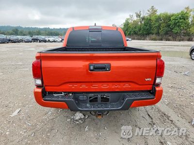 Zdjęcie 6 z 12 samochodu: 2018 TOYOTA TACOMA TRD SPORT VIN:3TMCZ5AN0JM151381 - miniatura
