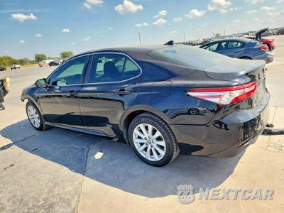 Drugie zdjęcie samochodu z przodu: 2020 TOYOTA CAMRY LE VIN:4T1C11AK8LU399748 - miniatura