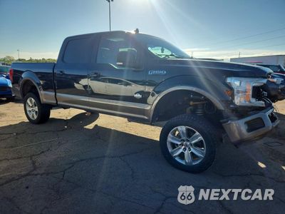 Czwarte zdjęcie samochodu z boku: 2018 FORD F150 SUPERCREW VIN:1FTFW1E50JFA81499 - miniatura