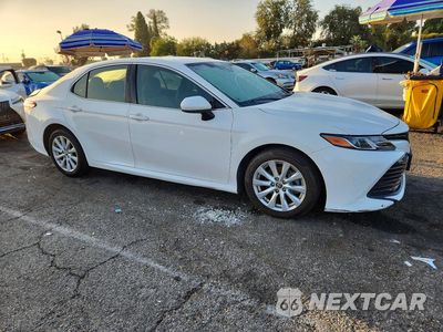 Czwarte zdjęcie samochodu z boku: 2018 TOYOTA CAMRY LE VIN:JTNB11HK9J3008501 - miniatura