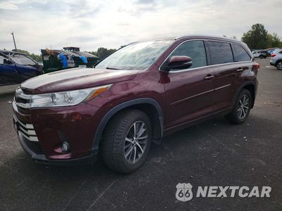 2017 TOYOTA HIGHLANDER XLE 5TDJZRFH7HS396481 - główne zdjęcie licytacji z USA - miniatura