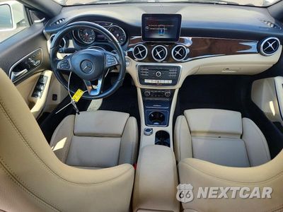 Zdjęcie 8 z 12 samochodu: 2017 MERCEDES-BENZ CLA 250 4MATIC VIN:WDDSJ4GB3HN484190 - miniatura
