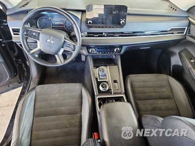 Zdjęcie 8 z 14 samochodu: 2024 MITSUBISHI OUTLANDER SE VIN:JA4J4VA82RZ089101 - miniatura