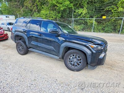 Czwarte zdjęcie samochodu z boku: 2026 TOYOTA 4RUNNER SR5 VIN:JTEVA5BR4T5086444 - miniatura