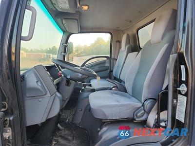Zdjęcie 7 z 13 samochodu: 2017 ISUZU NQR VIN:JALE5W169H7900975 - miniatura