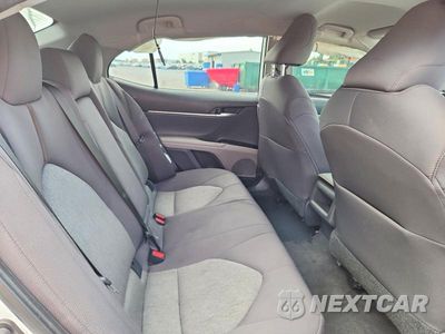 Zdjęcie 10 z 13 samochodu: 2020 TOYOTA CAMRY LE VIN:4T1C11AK3LU865439 - miniatura