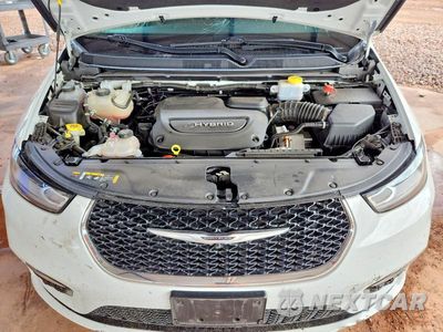 Zdjęcie 12 z 13 samochodu: 2023 CHRYSLER PACIFICA HYBRID LIMITED VIN:2C4RC1S78PR592620 - miniatura