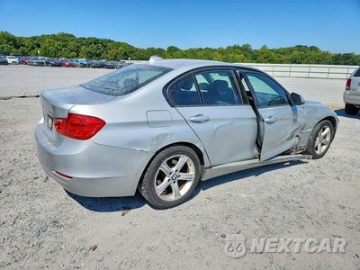 Trzecie zdjęcie samochodu z tyłu: 2015 BMW 3 SERIES 3 VIN:WBA3B5C5XFP653654 - miniatura